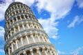 Warum ist der schiefe Turm von Pisa schief?